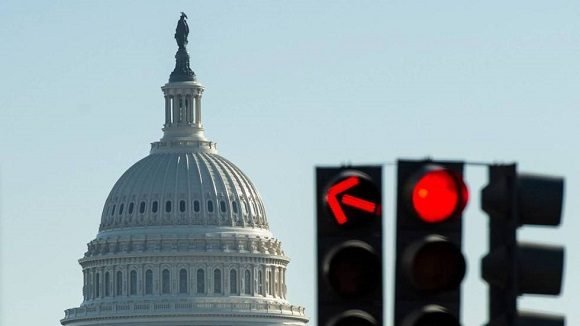 La resolución de la Cámara de Representantes debe ser aprobada por el Senado y firmada por Trump antes de que se convierta en ley. (Foto: AFP)