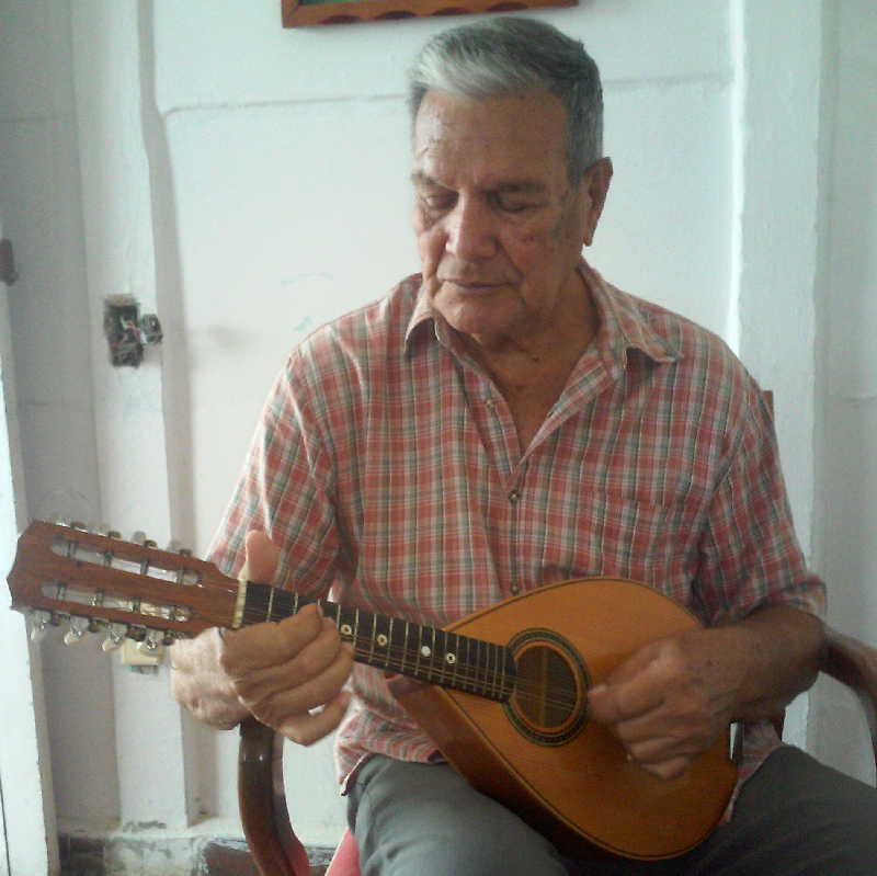 sancti spiritus, musica, mandolina, instrumentos musicales