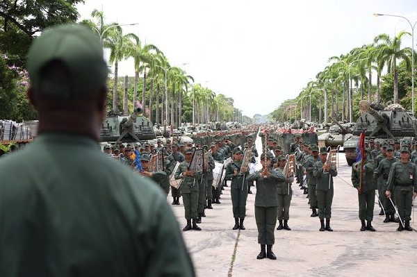 venezuela , ejercito nacional bolivariano