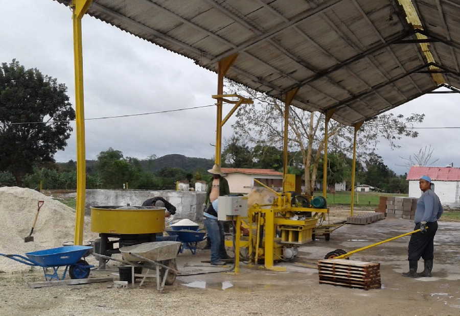 sancti spiritus, fomento en 26, construccion de viviendas, materiales de la construccion