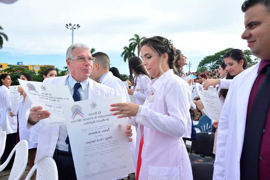 sanctispiritus, universidad de ciencias medicas