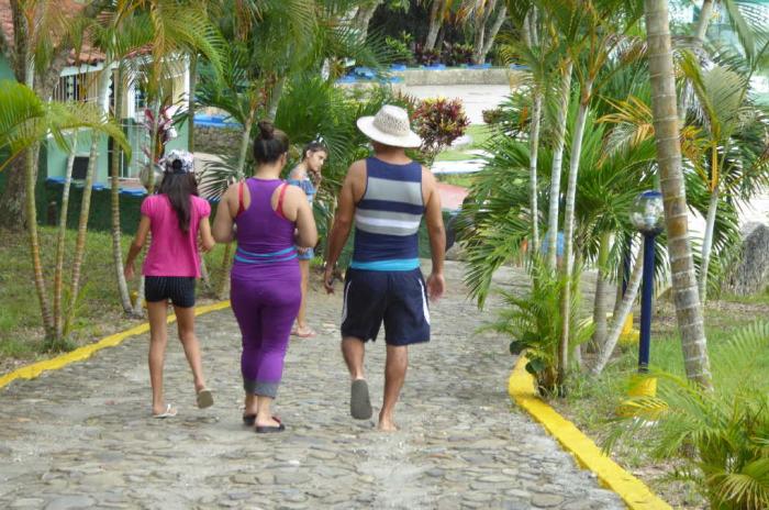 sancti spiritus, campismo popular, planta cantu, verano, etapa estival