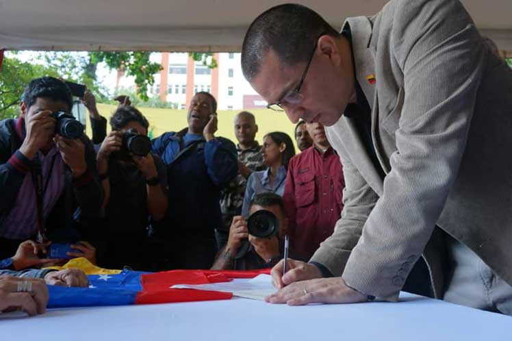 venezuela, bloqueo de eeuu a venezuela, jorge arreaza