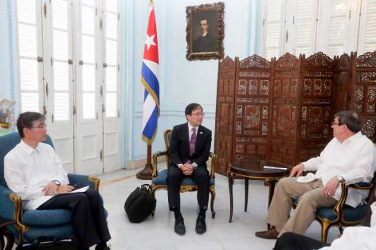 Bruno y Yamazaki abogaron por continuar ampliando los vínculos de amistad y cooperación entre ambos países. (Foto: PL)