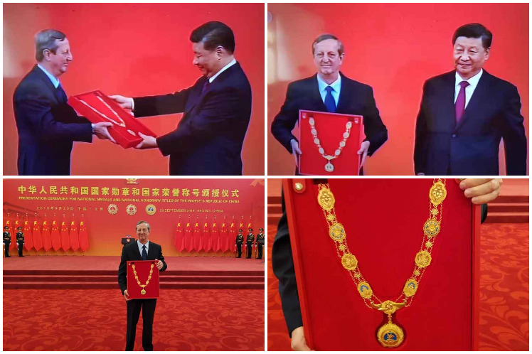 El embajador cubano recibió este domingo la Medalla de la Amistad de manos del presidente chino, Xi  Jinping. (Foto: PL)