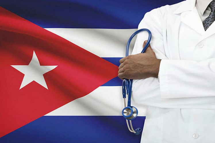 President of Cuba praises work of Cuban doctors.