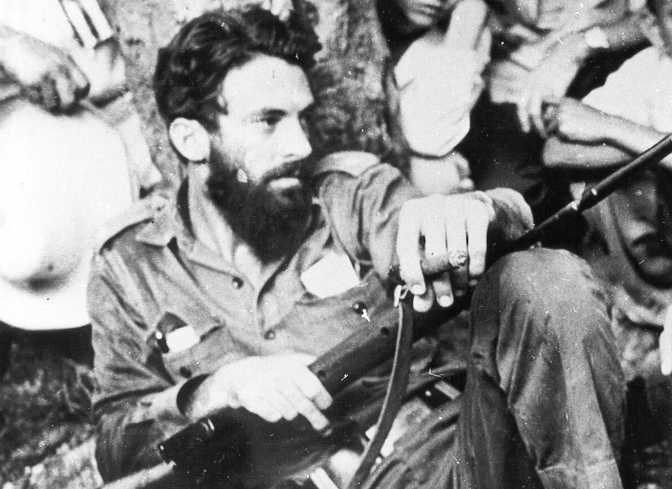 camilo cienfuegos, historia de cuba, frente norte de las villas, columna 2 antonio maceo,yaguajay, ejercito rebelde, una sola revolucion