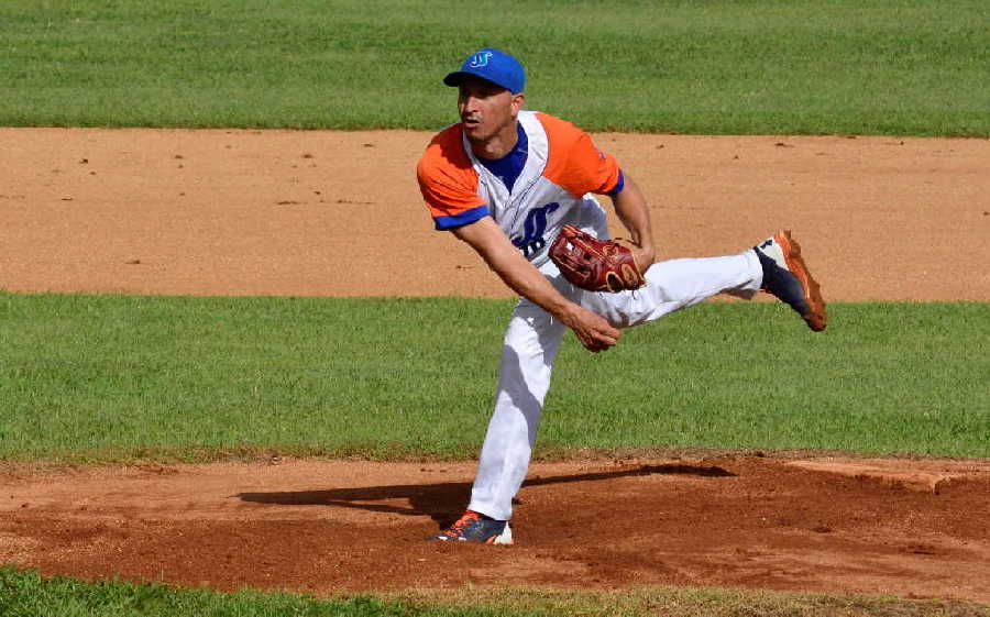 sancti spiritus, gallos 60 snb, serie nacional de beisbol, 60 snb