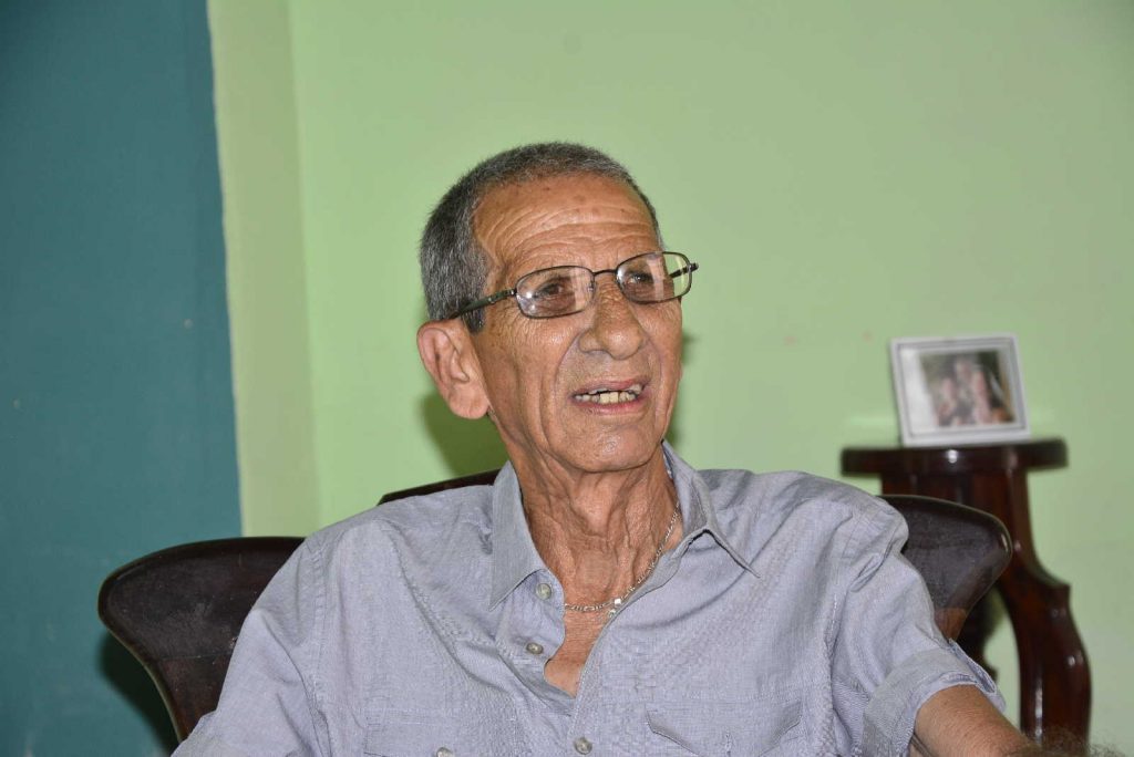 Isaac Picart: “En septiembre de 1959 nos fuimos al Escambray a probar las armas capturadas a los trujillistas en Trinidad. Yo tenía 16 años”. (Foto: Vicente Brito / Escambray)