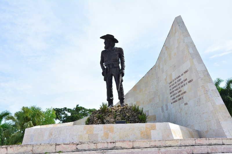 sancti spiritus, camilo cienfuegos, yaguajay, frente norte de las villas, complejo historico camilo cienfuegos, columna n 2 antonio maceo, una sola revolucion