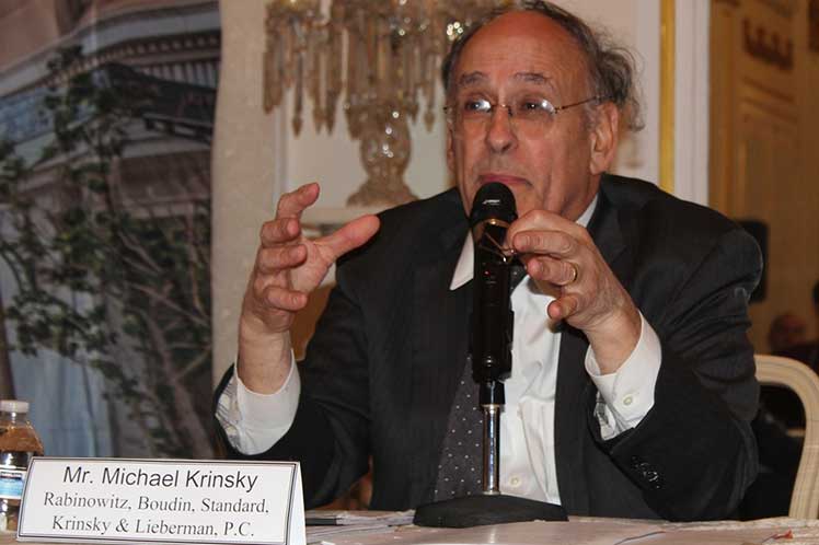 Michael Krinsky fue uno de los ponentes en un seminario celebrado en la Embajada de Cuba en Washington. (Foto: PL)