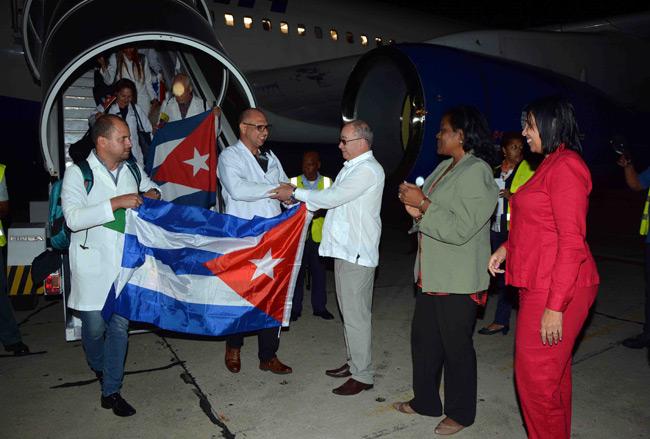 cuba, ecuador, colaboradores cubanos, medicos cubanos, minsap