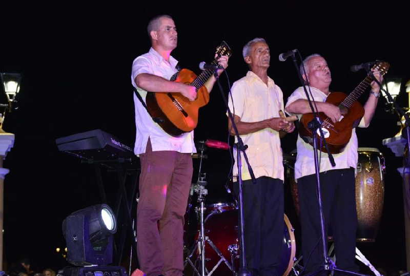 El Trío D’ Gómez figura entre los representantes espirituanos en las festividades por el aniversario 500 de La Habana. (Foto: Vicente Brito / Escambray)