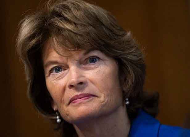 La senadora Lisa Murkowski afirmó que no prejuzgará la situación antes de que el proceso continúe. (Foto: Getty Images)