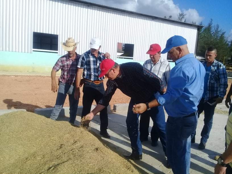 El Ministro de la Agricultura reconoció a la entidad como la más destacada del país en la diversificación productiva.