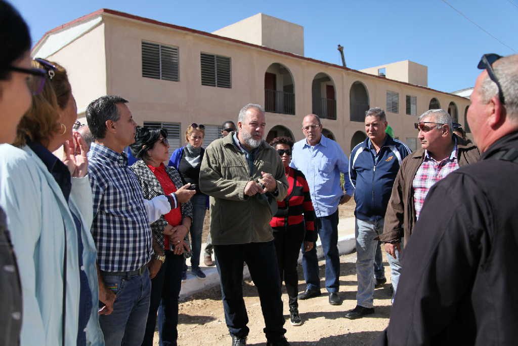 yaguajay, manuel marrero cruz, primer ministro, construccion de viviendas