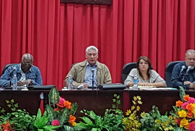 sancti spiritus, miguel diaz-canel, presidente de cuba en sancti spiritus, terminal de omnibus