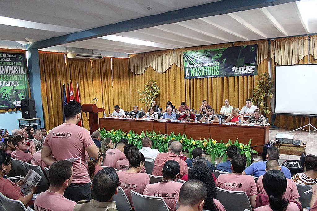 sancti spiritus, union de jovenes comunistas, ujc, XI congreso de la ujc, jose ramon machado ventura