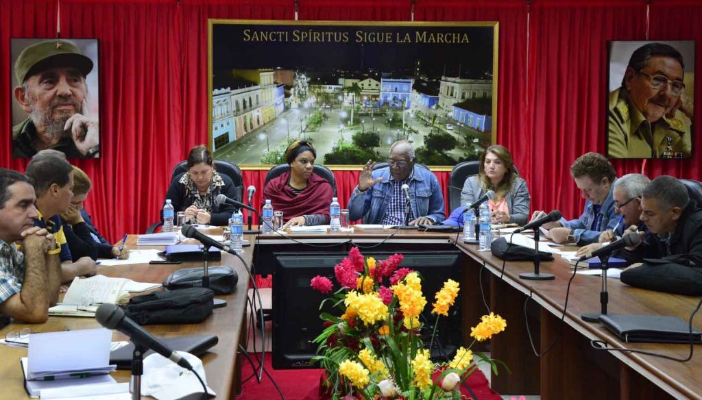 En el encuentro participaron representantes de la Agricultura, Azcuba y Recursos Hidráulicos.