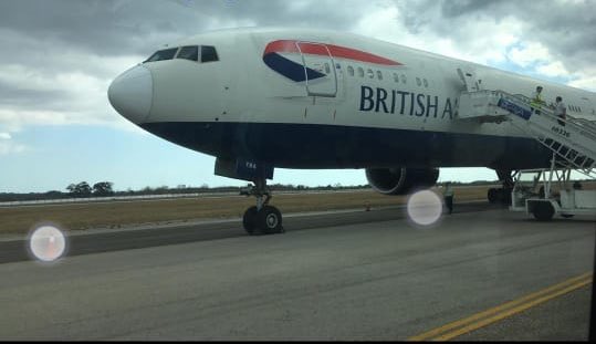 Cuatro aviones contratados por las autoridades del Reino Unido a la British  Airways se encargarán del traslado de los cruceristas. (Foto: Cubadebate)