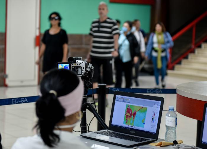 Cuba ha dotado de tecnología de punta a sus fronteras para el enfrentamiento a Covid-19. (Foto: Ariel Cecilio Lemus / Granma)