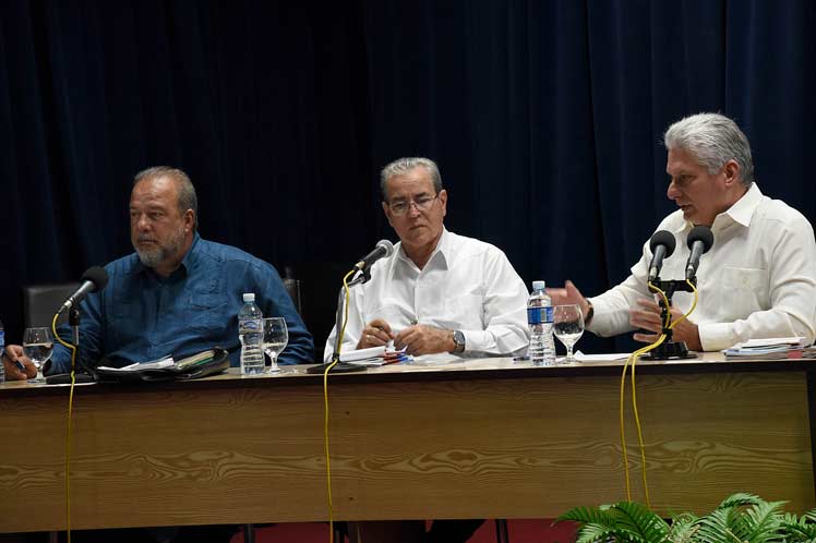 El presidente cubano participó este martes en el balance del Ministerio de Educación Superior. (Foto: PL)