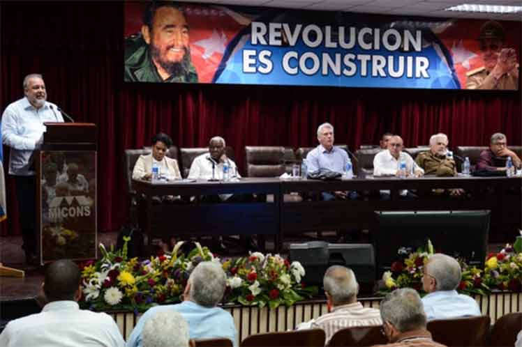 Marrero significó que toda obra tiene que partir de proyectos de calidad. (Foto: PL)