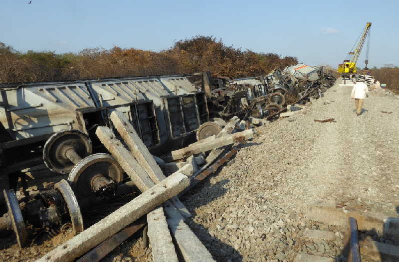 sancti spiritus, via ferrea, ferrocarriles, accidente ferrea, descarrilamiento tren