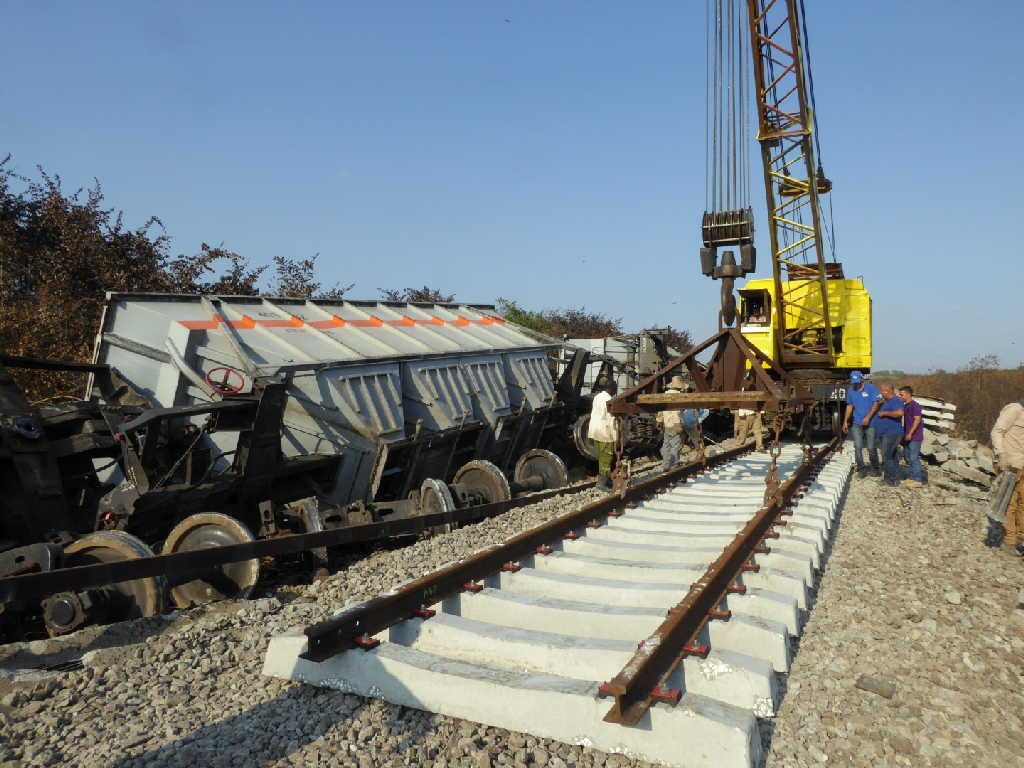 sancti spiritus, via ferrea, ferrocarriles, accidente ferrea, descarrilamiento tren