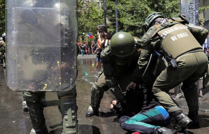 chile-represion-policia