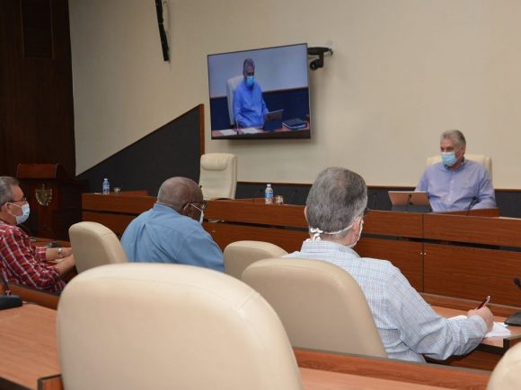 En medio del complejo escenario impuesto por la COVID-19, el Gobierno cubano continúa apostando por potenciar la agricultura. (Foto: Cubadebate)