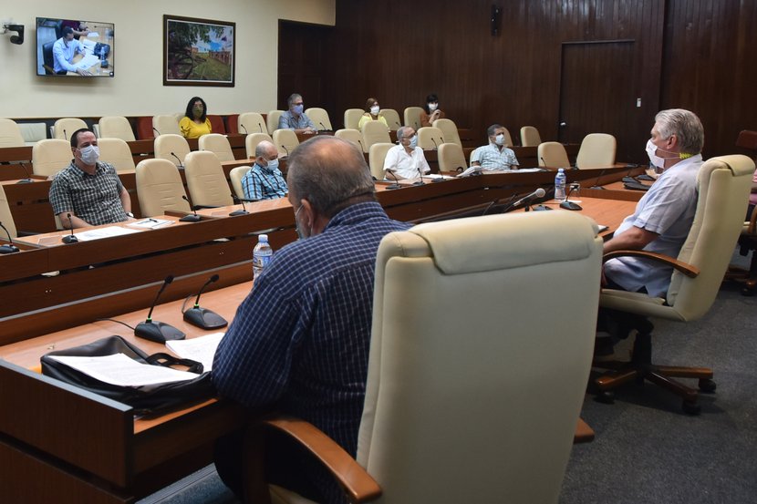 “Durante siete días consecutivos se sucedieron más salidas que entradas al sistema de Salud, como parte del enfrentamiento a la COVID-19”, sostuvo el presidente cubano. (Foto: Estudios Revolución)