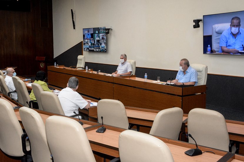 Manuel Marrero insistió en el carácter estratégico de las medidas que se han diseñado para la etapa de recuperación post COVID-19. (Foto: Estudios Revolución)