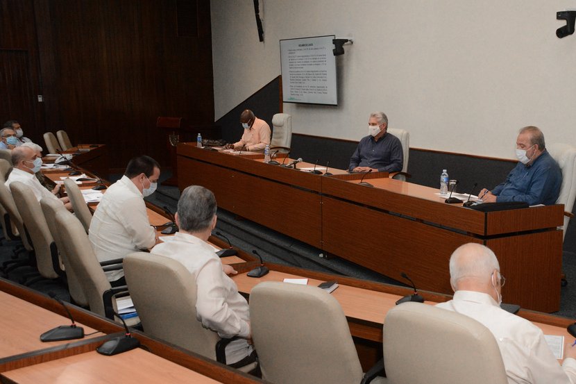 En el encuentro de este miércoles se informó que la cifra de recuperados llega a 2 130, el 92% del total de enfermos. (Foto: Estudios Revolución)