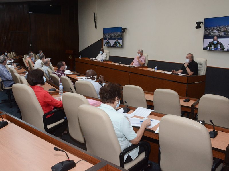 Al comportamiento de la  enfermedad en La Habana estuvo dedicado buena parte del encuentro de este lunes. (Foto: Estudios Revolución)