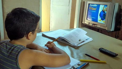 Las teleclases se mantienen en la actualidad. (Foto: Radio Sancti Spíritus)