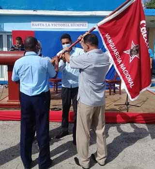 El ministro de Transporte entregó al colectivo la bandera de Vanguardia Nacional, distinción que alcanza por primera vez.