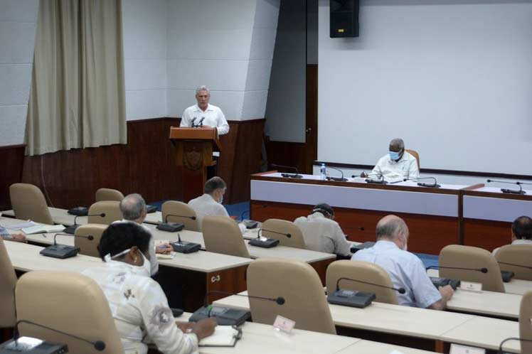 cuba, consejo de ministros, covid-19, recuperacion post covid-19 en cuba, miguel diaz-canel, presidente de la republica de cuba, mesa redonda