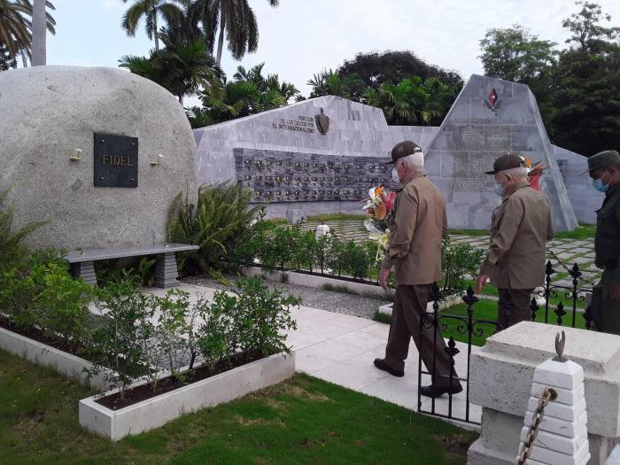 santiago de cuba, 26 de julio, asalto al cuartel moncada, raul castro, miguel diaz-canel, cementerio santa ifigenia