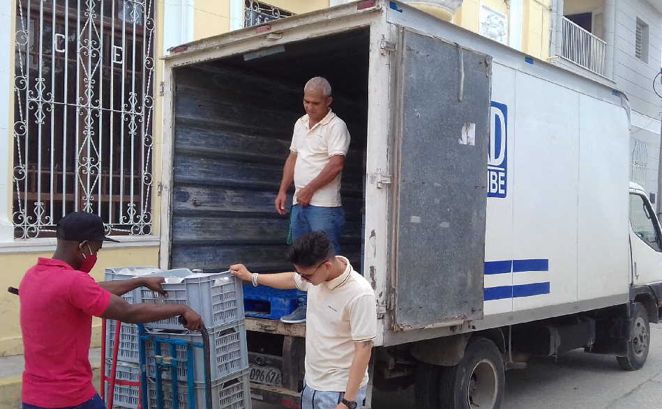 sancti spiritus, mlc, monedas libremente convertibles, cadenas de tiendas caribe, cimex, economia cubana