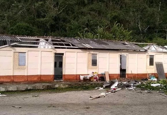 La capacidad de respuesta del país debe ponerse de manifiesto para resolver las dificultades causadas por la tormenta Laura en un grupo de escuelas. (Foto: CMHW)