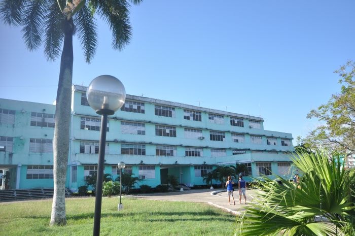 Aunque la EIDE es una institución básicamente deportiva, la prioridad de esta etapa será el proceso docente a fin de culminar el curso. (Foto: Vicente Brito / Escambray)