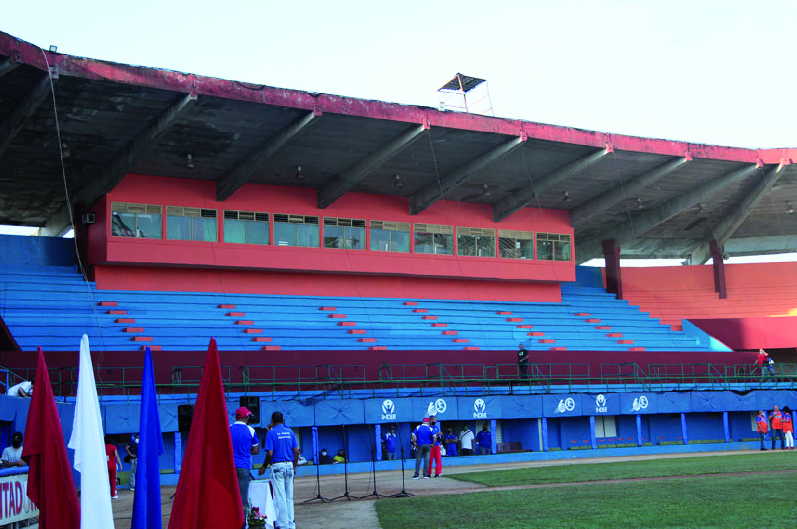 sancti spiritus, estadio jose antonio huela, gallos, gallos 60 snb