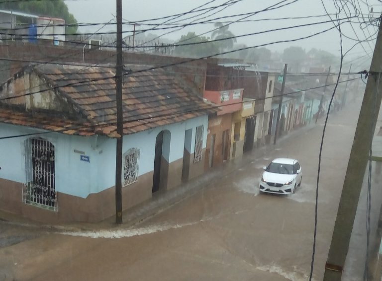 En la ciudad de Trinidad se reportaron precipitaciones de consideración, al registrarse 88 milímetros en 24 horas. (Foto: José Rafael Gómez Reguera)