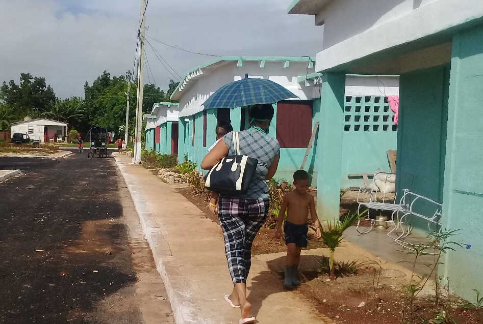 sancti spiritus, yaguajay, construccion de viviendas, huracan irma, mayajigua