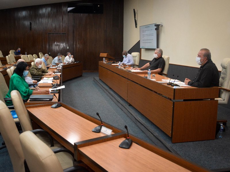 El Grupo Temporal de Trabajo para la prevención y control del nuevo coronavirus fue informado sobre el evento de trasmisión en Sancti Spíritus. (Foto: Estudios Revolución)