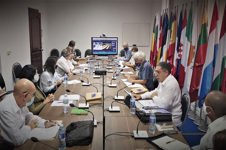 El encuentro, efectuado de forma virtual, abordó las prioridades compartidas en materia de desarrollo sostenible. Foto: Minrex.