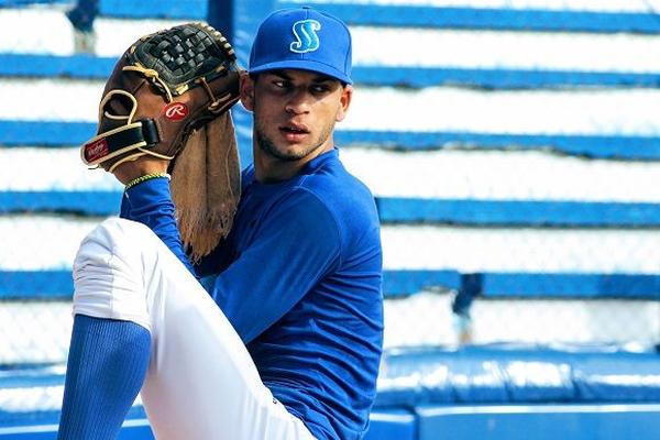 sancti spiritus, gallos, serie nacional de beisbol, gallos 60snb, 60snb, luis dannys morales