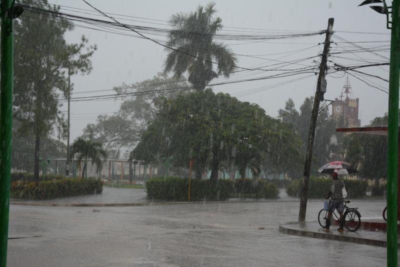 sancti spiritus, lluvias en sancti spiritus, desastres naturales, defensa civil, consejo de defensa, ciclones, fomento, agabama, rio agabama