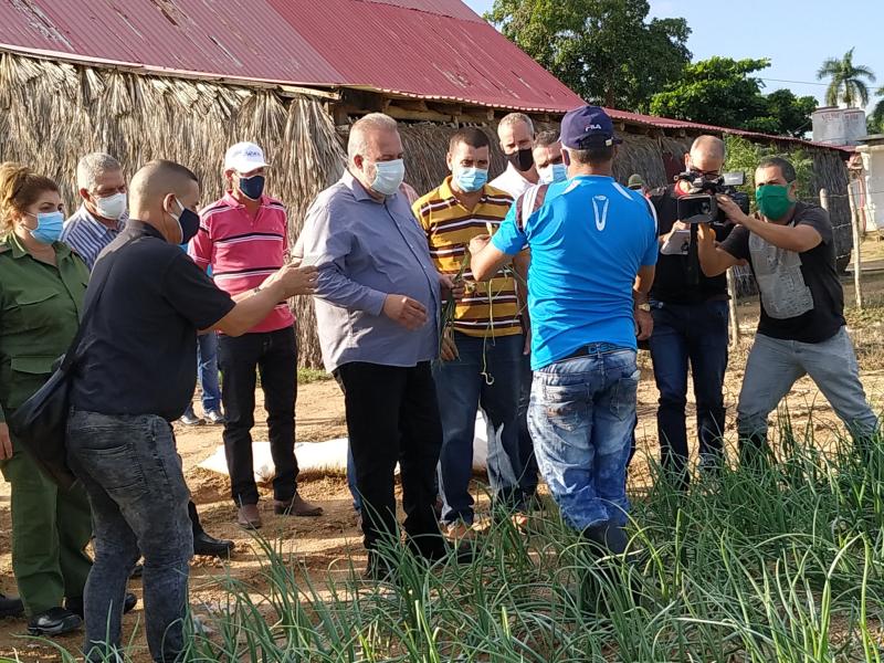 sancti spiritus, manuel marrero cruz, primer ministro de cuba, tormenta tropical eta, defensa civil, consejo de defensa, intensas lluvias en sancti spiritus, lluvias en sancti spiritus, desastres naturales